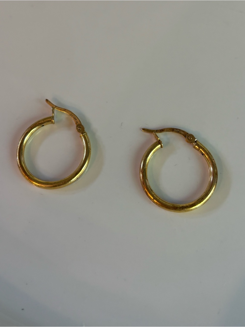 925 Sterling Silver Gold Vermeil Hoop Earrings 0.75" Classic Polished Sleeper - Picture 6 of 8